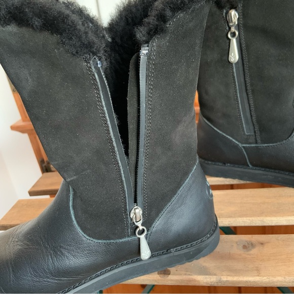 Emu Australia Latrobe Women's Black
Winter Boots Size 7 Leather Upper. - Picture 8 of 16